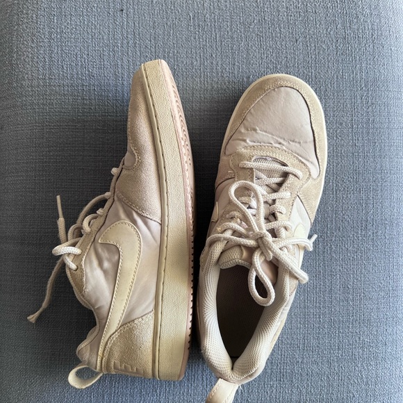 Nike Court Borough Low Premium cream sneakers - Size 8 - Picture 6 of 9